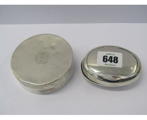 CIRCULAR SILVER POWDER POT, 3.25" dia by Goldsmiths and Silversmiths Company, Regents Street, 1903, also a circular silver sn