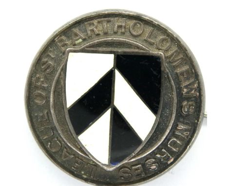 Silver and enamel St Bartholemews Nurses badge, D: 20 mm. P&amp;P Group 1 (£14+VAT for the first lot and £1+VAT for subsequen