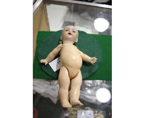 KAMMER &amp; REINHARDT FOR SIMON &amp; HALBIG DOLL a small doll with open mouth and composition body and limbs, missing it's 