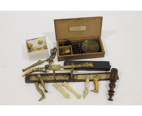 CHEMIST'S BALANCE  A chemist's balance in box with label of John Beddard , 46, Churton Street S.W., two sovereign balances, n