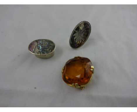 A silver Mexican pill box with mother of pearl lid, stamped Mech en Mexico, Alpaca, Mexican mother of pearl mounted ring stam