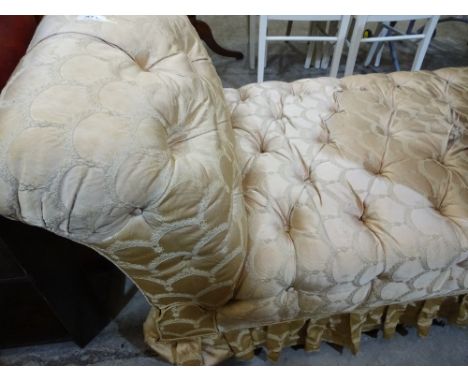 A button upholstered drop arm chaise longue