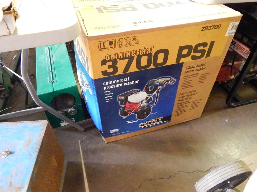 COMMERCIAL EXCELL MODEL ZR3700, 3700 PSI PRESSURE WASHER W/13 HP HONDA
