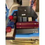 Jewellery/Boxes: