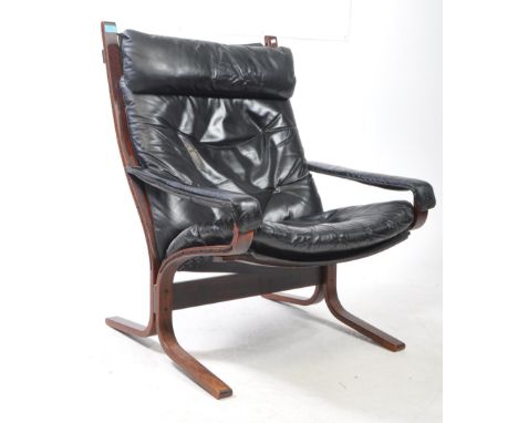 Ingmar Relling - Westnofa - Siesta - A retro 20th century 1970s Nordic stained beech bentwood lounge / sling chair. The chair