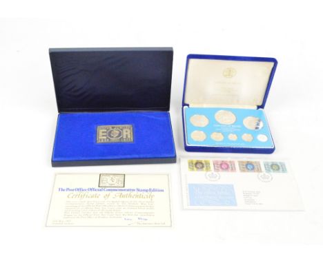 A cased Coinage of Belize Collectors' Solid Sterling Silver Proof Set, minted at The Franklin Mint and a cased Elizabeth II S