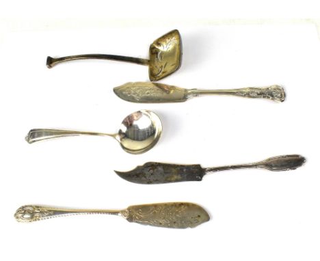 Various items of hallmarked silver to include a small sauce ladle, a sugar sifter spoon with pierced bowl and seal top, James