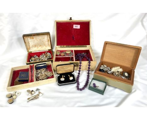 A selection of vintage costume brooches, earrings, bracelets etc; various gents cufflinks, tie pins with glazed jewellery cab