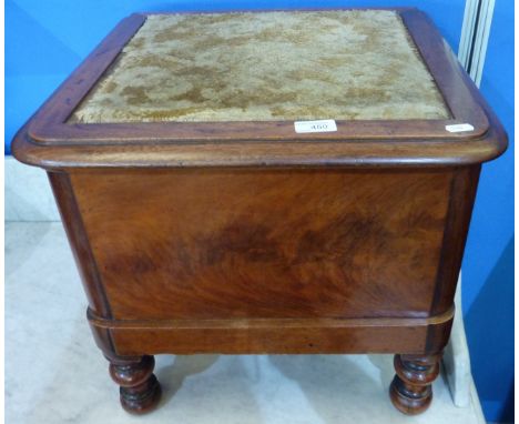 Victorian mahogany commode with lift up top and slide out step