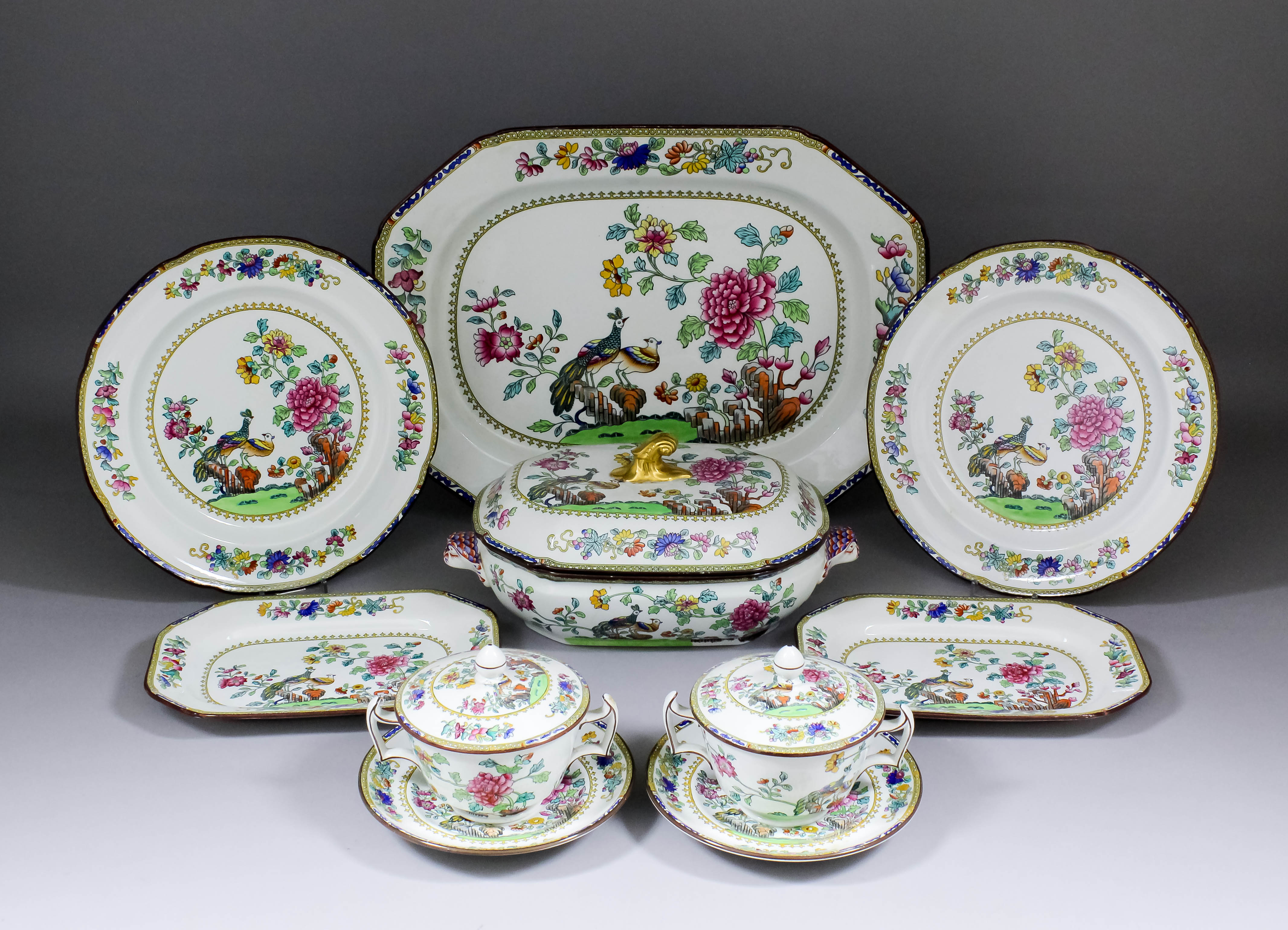 A Copeland Spode pottery "Spode's Peacock" pattern dinner service (69