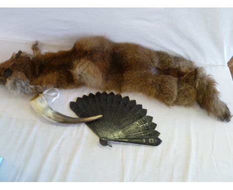 Fox fur stole, ebony mourning fan, horn flask 