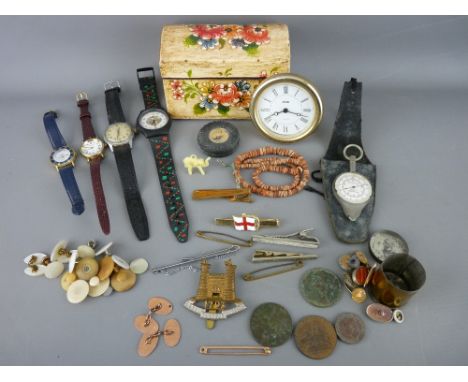 Mixed group including a pair of nine carat gold gent's cufflinks and safety pin, a map reading gauge, compass, quantity of wr