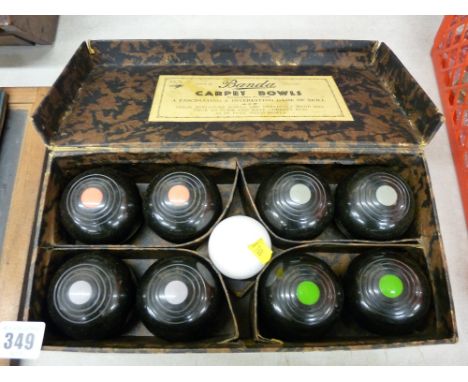 Boxed set of Banda carpet bowls