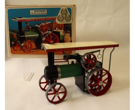 A Momod steam traction engine, T.E.1a, boxed