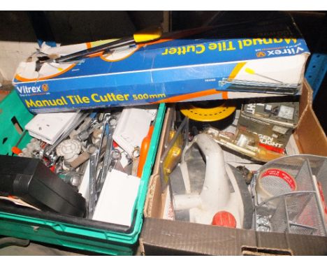 TWO TRAYS OF VARIOUS TOOLS & PARTS TO INC A TILE CUTTER