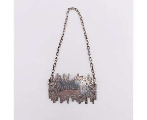 A silver decanter label, Whisky, London 1977, 23.1 g