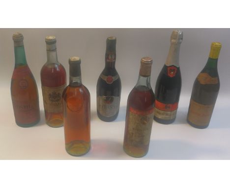 Collection of 7 vintage wines, to include wine from 1954 to 1970: Due De Barnont, 1959 Pouilly Frisse, Vacchio Chianti 1970, 