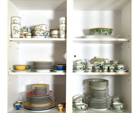 inscription: Hermès Porcelaine Limoges/made in France (on the bottom);inscription: “Toucans“ original design created in our w