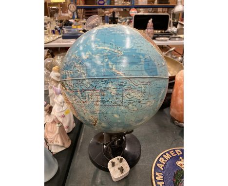 A LIGHT UP GLOBE HEIGHT APPROX 35CM 