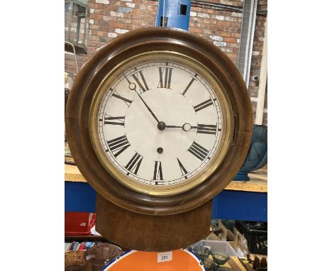A VINTAGE STYLE WALL CLOCK IN A MAHOGANY FRAME - A/F MISSING THE BOTTOM HALF 