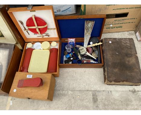 AN ASSORTMENT OF ITEMS TO INCLUDE A PICNIC HAMPER, SHOE SHINING BOX AND A VINTAGE HOLY BIBLE ETC 