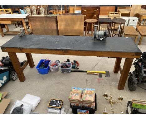 A LARGE WOODEN WORK BENCH WITH SINGLE DRAW (LENGTH 244CM) ALONG WITH A 150W BENCH GRINDER AND A RECORD NO.1 VICE ATTACHED 