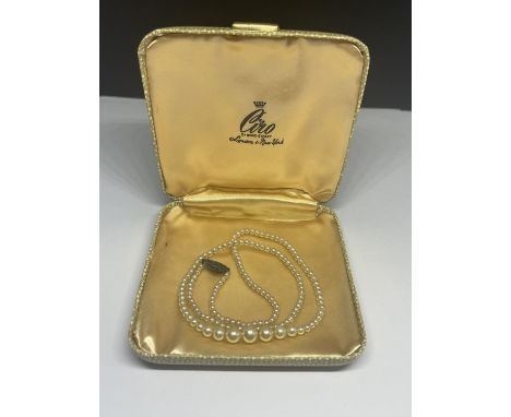 A CIRO PEARL NECKLACE IN ORIGINAL PRESENTATION BOX 