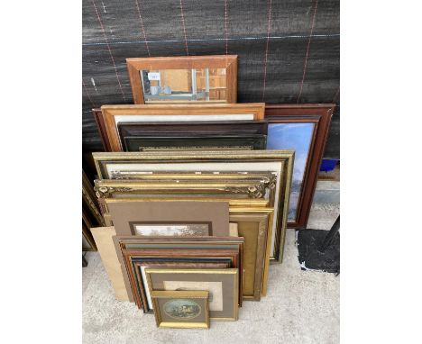 AN ASSORTMENT OF FRAMED PRINTS AND PICTURES 