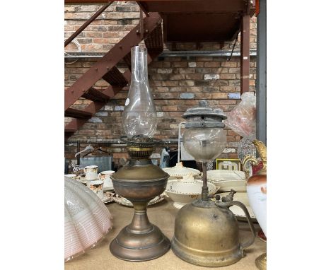 TWO VINTAGE BRASS OIL LAMPS ONE OF UNUSUAL DESIGN 