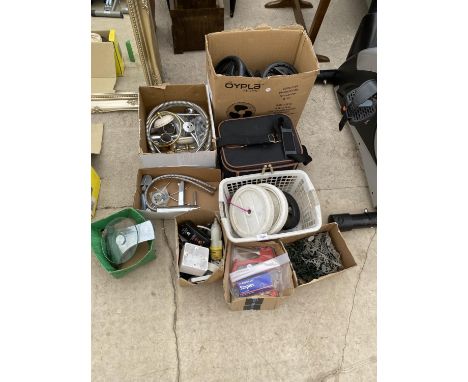 AN ASSORTMENT OF ITEMS TO INCLUDE SHOWER FITTINGS, WHEELS AND PLASTIC ARMY FIGURES ETC 