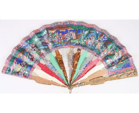 Good 19th century Chinese fan, the leaves decorated with courtiers in a palace setting, ivory heads, the guards in gilt metal