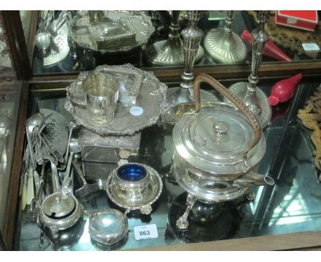 A COLLECTION OF PLATED WARE to include candlesticks, spirit kettle, condiments, tray etc