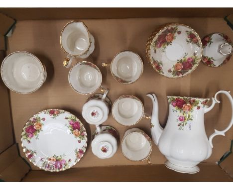 Royal Albert Old Country Roses pattern Coffee ware items to include Coffee Pot, milk/sugar, 6 cups, 6 saucers, 6 side plates 