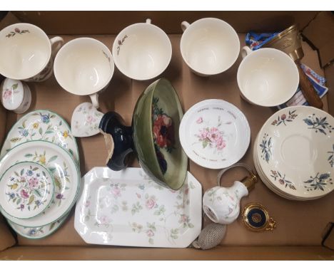 A mixed collection of ceramic items to include William Moorcroft comport (large section of base absent) Minton Haddon hall pi