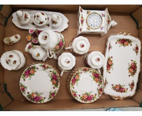 Royal Albert Old Country Roses pattern items to include 5 tea cups, 5 saucers, mantle clock, side plates, cruet set etc (1 tr