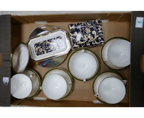 Five Royal Grafton twin handled soup bowls and saucers, Wedgwood cornucopia pin dish and a wall plate ( 1 tray) 