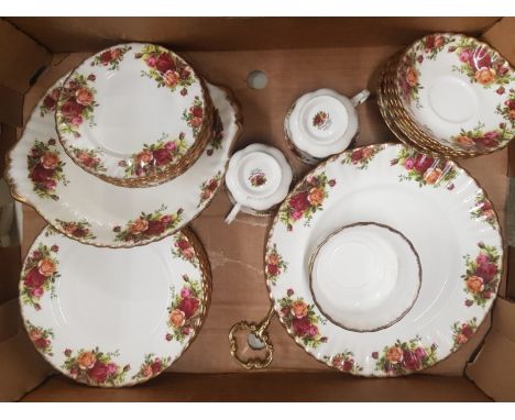 Royal Albert Old Country roses tea and dinner ware items to include 7 salad plates, 6 side plates, 1 cake plate, sugar bowl, 