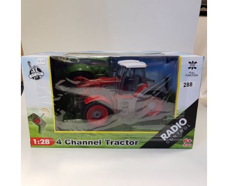 Paroh R/C Farm Tractor N/A - Scale: 1:28 - Model Code: TY138 - Certificate: No - Lot Condition: Good - Mirrors: N/A