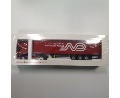 Eligor Norbert Dentressangle Renault Premium Curtainside - Scale: 1:43 - Model Code: 113127 - Certificate: No - Lot Condition