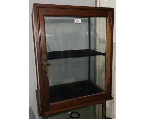 A late 19th century mahogany table top display cabinet with single shelf 