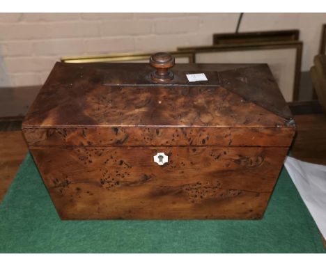 A Georgian walnut 3 division tea caddy 