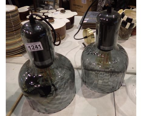 Pair of contemporary glass light fittings. Not available for in-house P&amp;P 