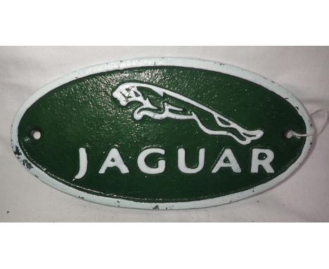Small cast iron Jaguar plaque, W: 14 cm. P&amp;P Group 1 (£14+VAT for the first lot and £1+VAT for subsequent lots) 