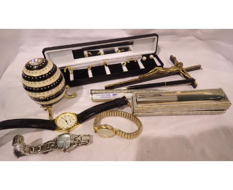 Mixed collectables including three fashion wristwatches and a Pierre Cardin earring set. P&amp;P Group 1 (£14+VAT for the fir