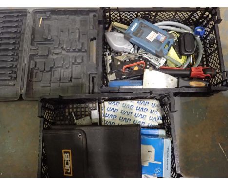 Box of mixed tools. Not available for in-house P&amp;P 