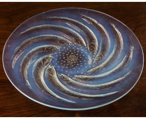 A Lalique glass opalescent poisson plate, signed to the centre 'R. Lalique', 27cm diameterTiny chip to one edge of rim, some 