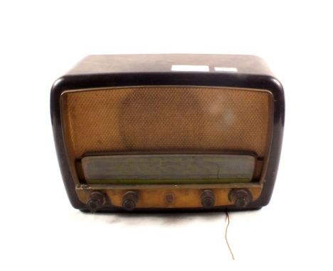 A Phillips Bakelite mains radio, 1940's American magazines, enamel shade etc