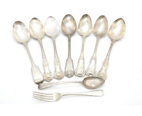 A collection of silver flatware, to include a numbered set of three Victorian Queens pattern dessert spoons, total weight app