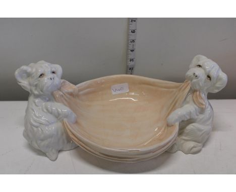 An Italian made ceramic bowl 