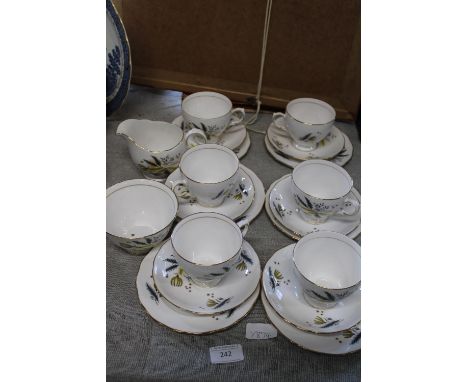 A pretty Colclough tea service 